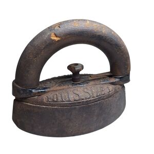 Antique Potts Sad Iron Size 1 Best on Earth Wooden Handle